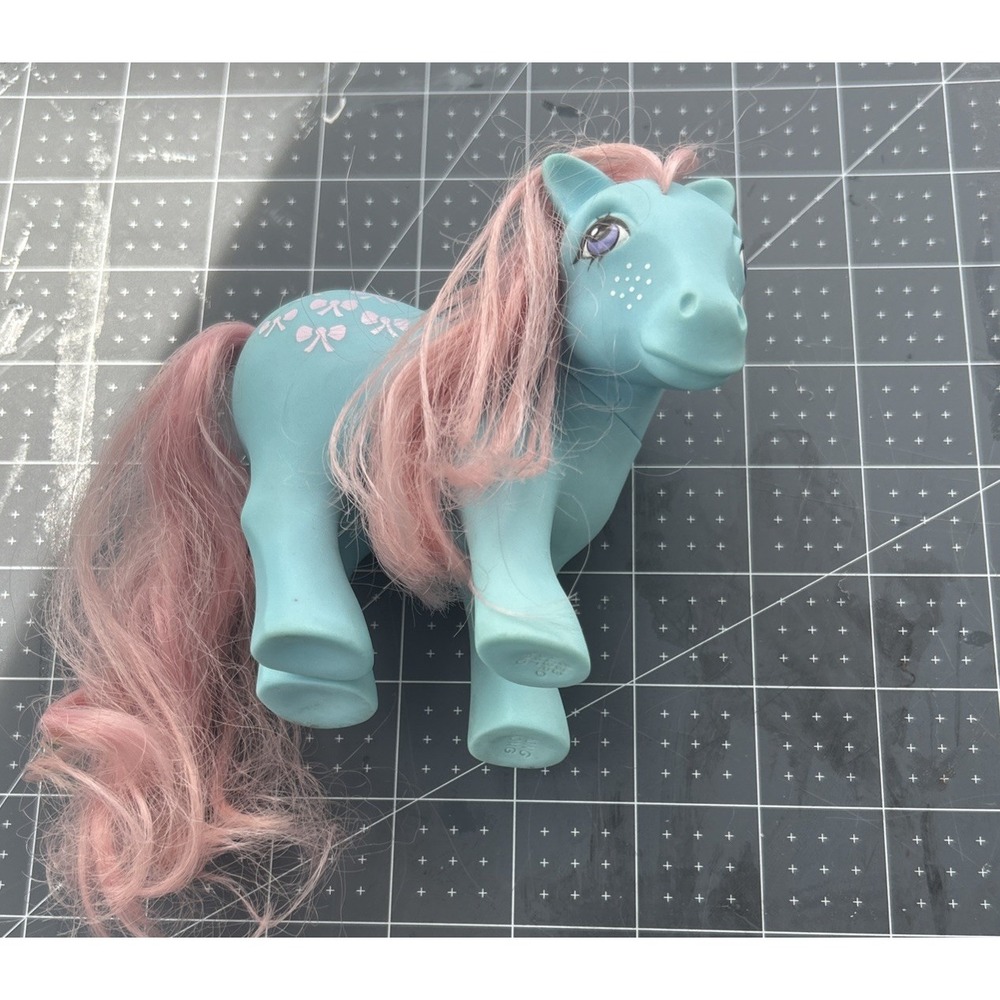 VTG G1 1983 Hasbro Bowtie My Little Pony Teal Blue Pink Mane Bows Vintage Toy